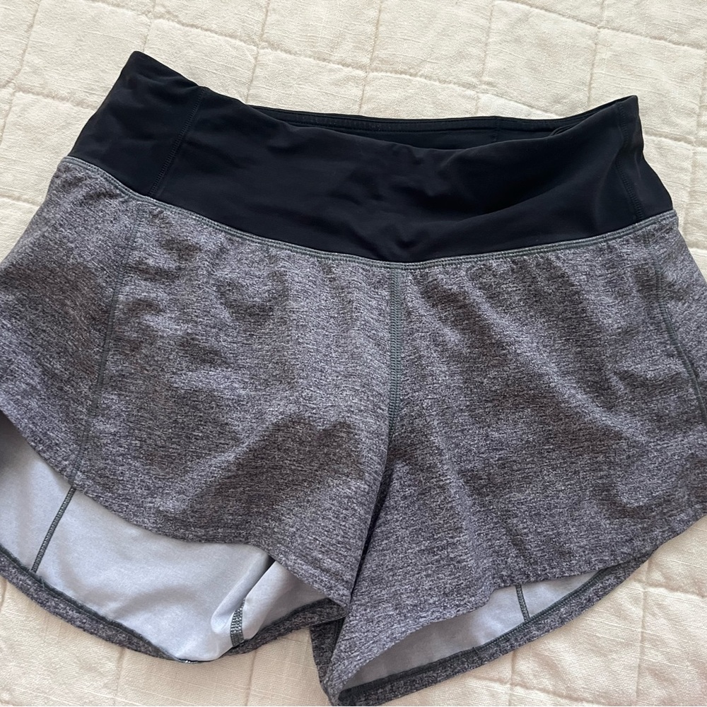 Lululemon speed up shorts size 4